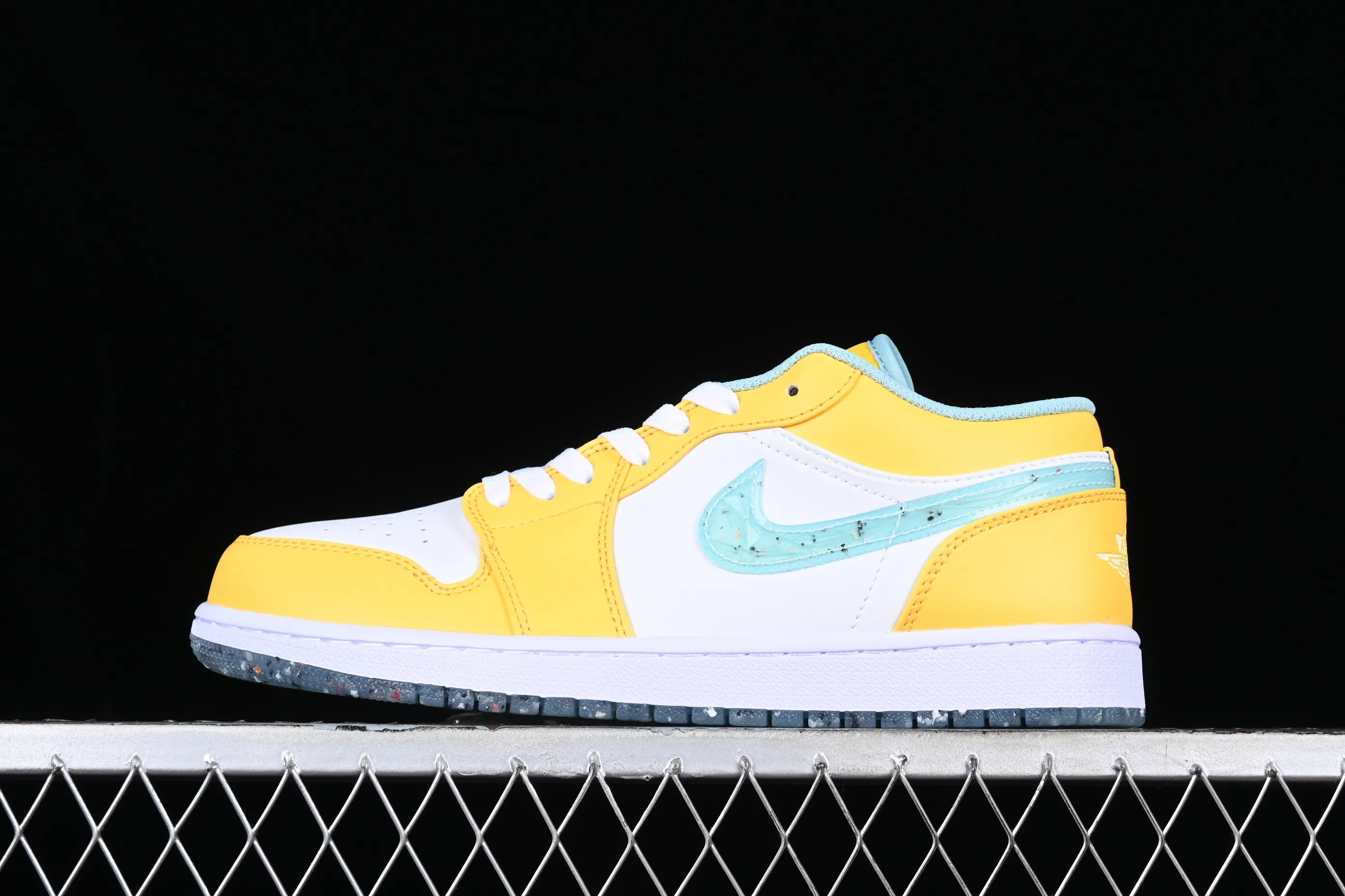 All categories Air Jordan Jordan series basketball shoes Air Jordan 1 Low Air Jordan Low AJ1 Joe 1 summer seaside style low-top cultural casual sneakers DX4375-800